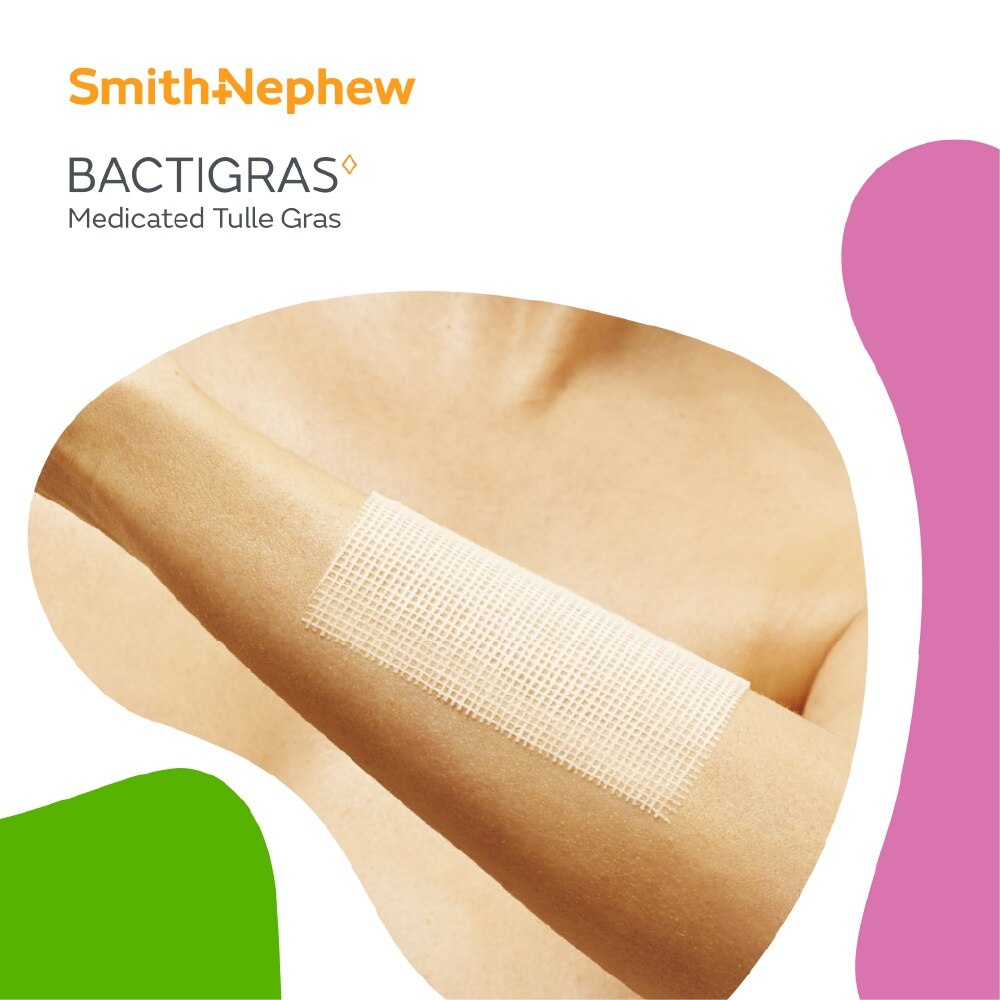 SMITH & NEPHEW Medicated Paraffin Gauze Dressing (5cm x 5cm) 5s