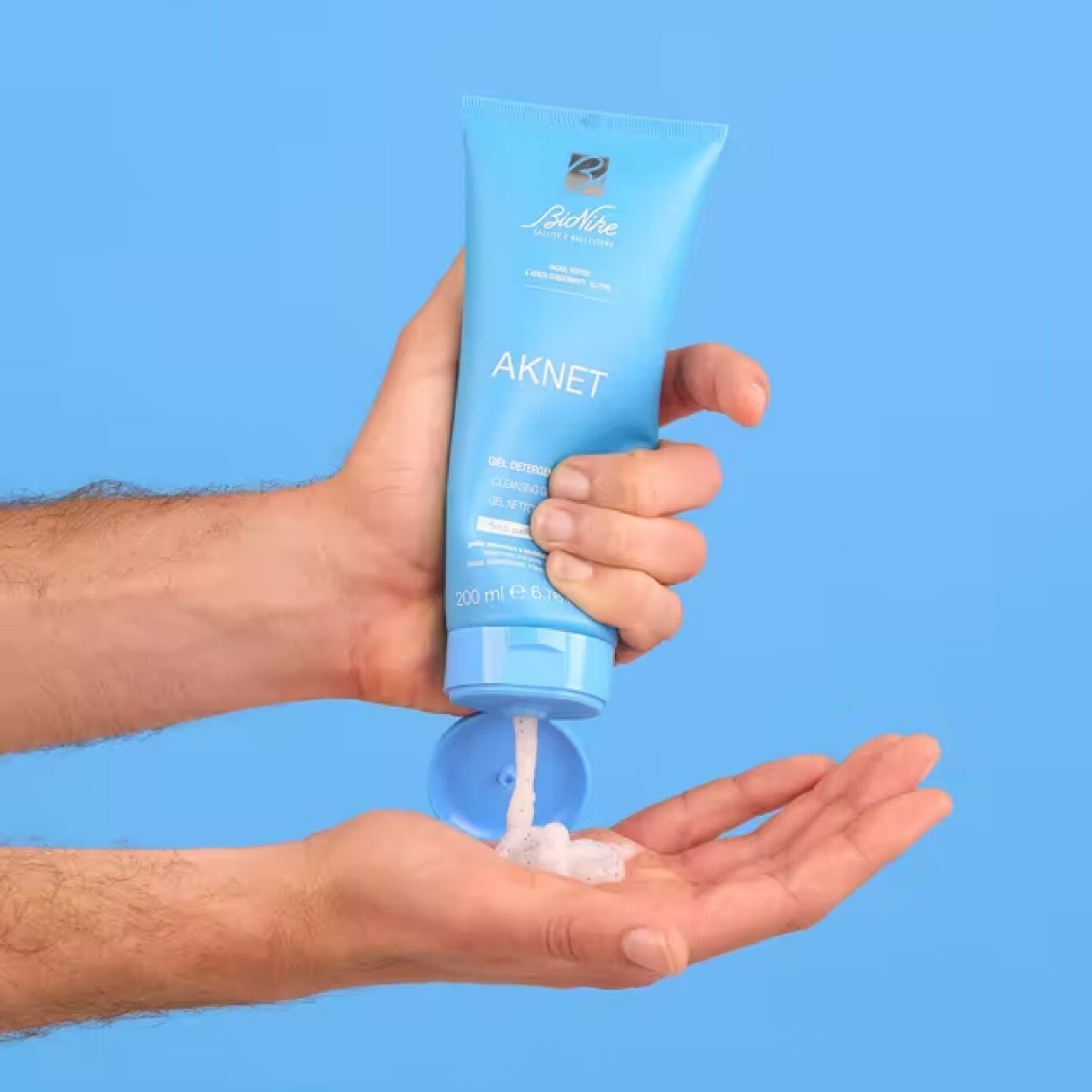 Aknet Cleansing Gel 200ml