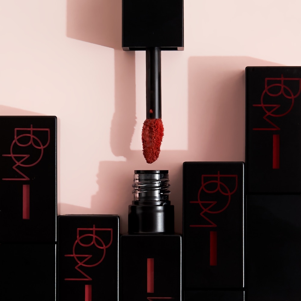 Matte Holic Lip Tint #102 Vampire Red 8.5g