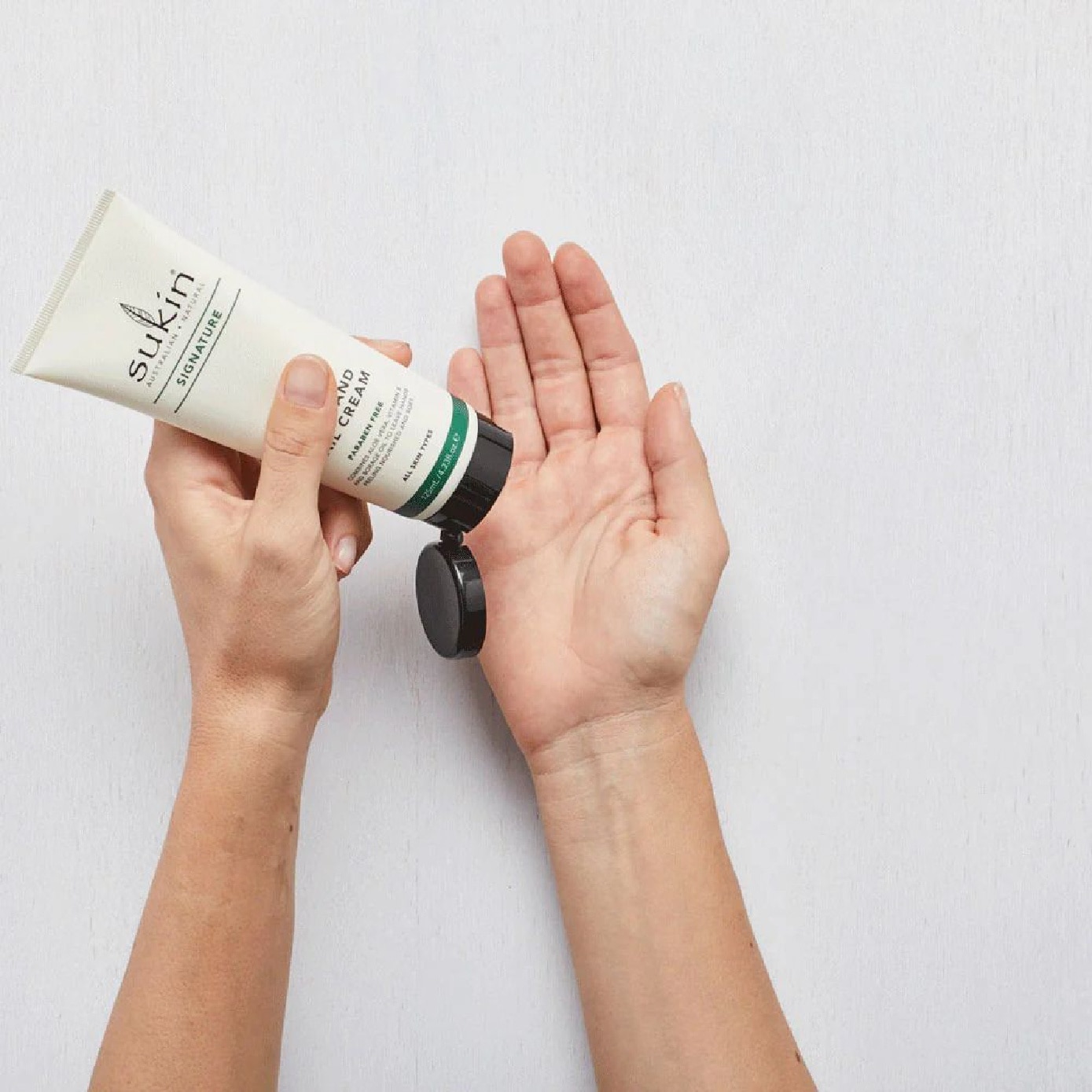 Signature Hand & Nail Cream 125ml