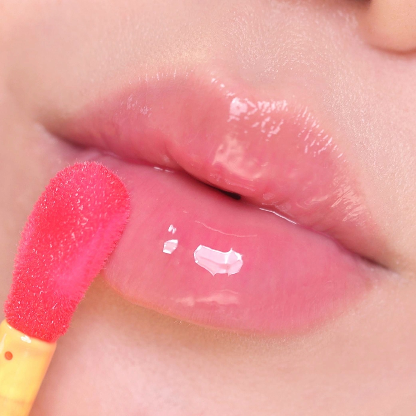 Banana Lip Oil #05 Cranberry Pop 4.5ml