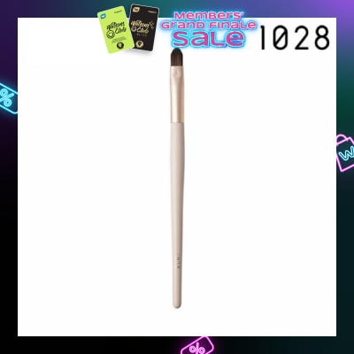 1028 Artisan F15 Concealer Brush 1s