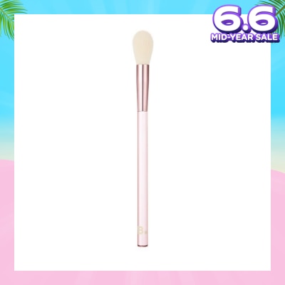 BANILA CO B. By Banila Highlighter Brush (Face Brush Optimized For Three Dimentional, Glowing Skin) 1s
