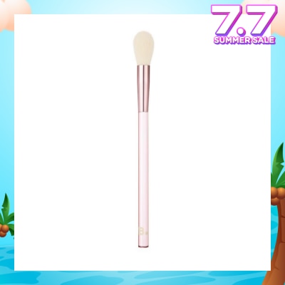 BANILA CO B. By Banila Highlighter Brush (Face Brush Optimized For Three Dimentional, Glowing Skin) 1s