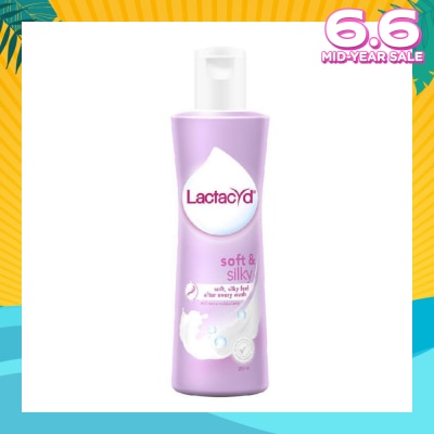 LACTACYD Soft & Silky with Extra Moisturizer Feminine Wash 250ml