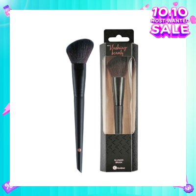 KRUIDVAT Blusher Brush (Ideal For Powdered Blushes Or Contours. The Angled Shape Makes The Brush Perfect For Highlighting The Contours Of The Face Naturally) 1s