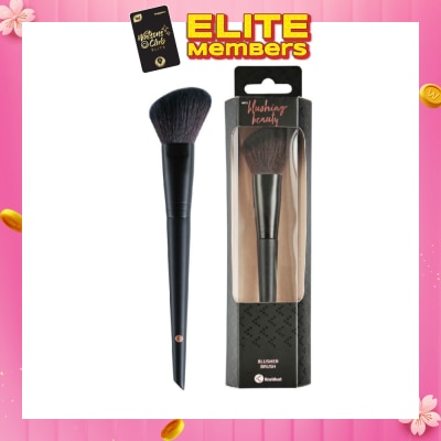 KRUIDVAT Blusher Brush (Ideal For Powdered Blushes Or Contours. The Angled Shape Makes The Brush Perfect For Highlighting The Contours Of The Face Naturally) 1s