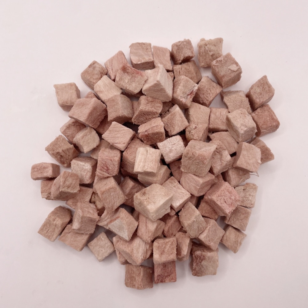 Freeze Dried Turkey Dice Cat and Dog Treats 100g image