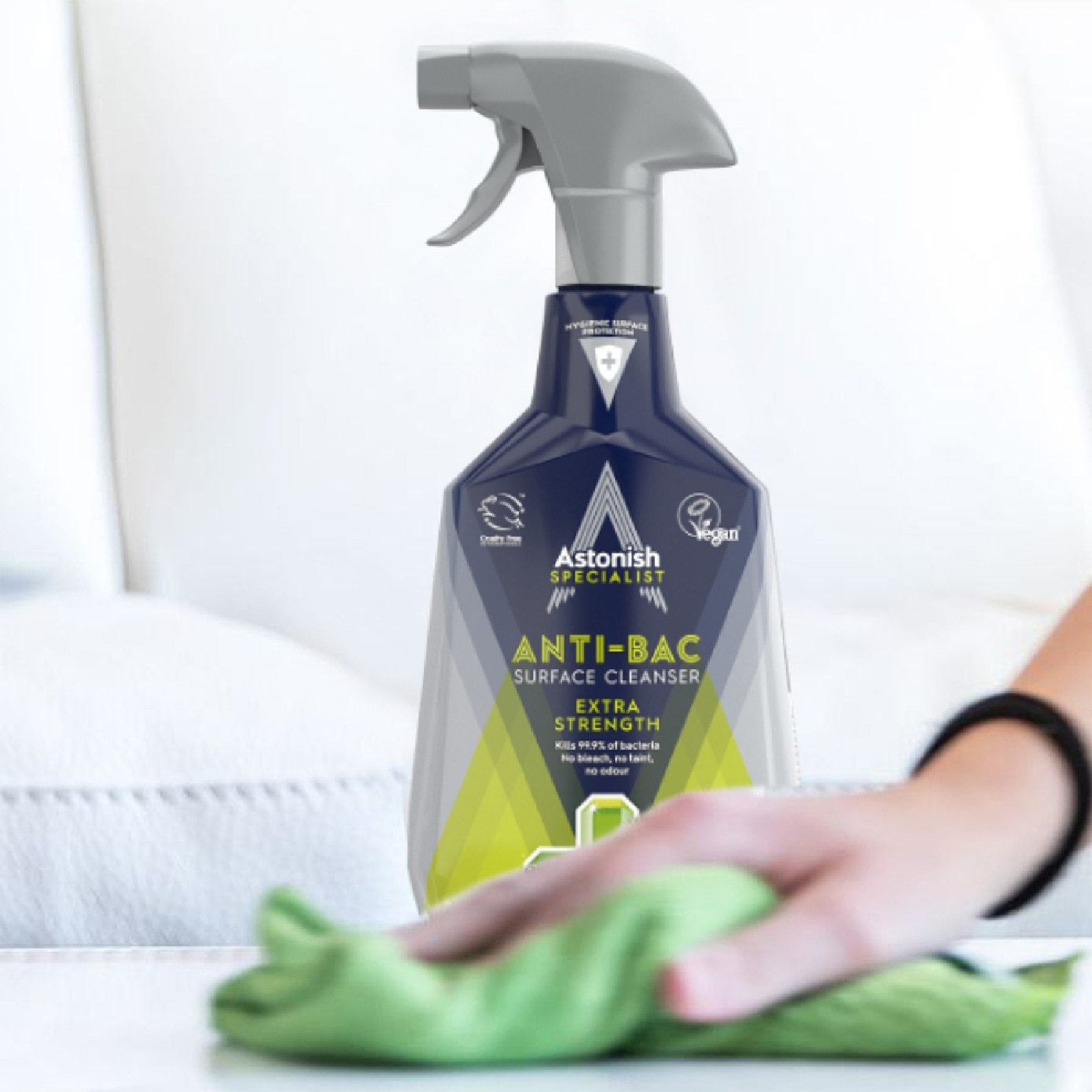 Specialist Extra Strength Antibacterial Surface Cleanser 750ml