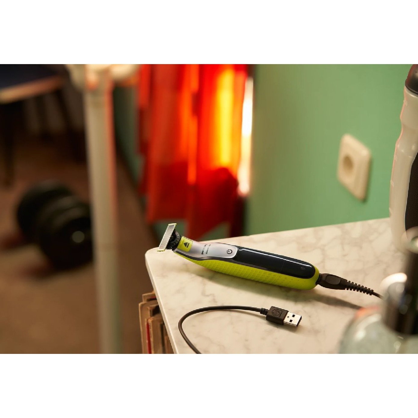 OneBlade 360 Face & Body Electric Shaver #QP2734/23 1s image