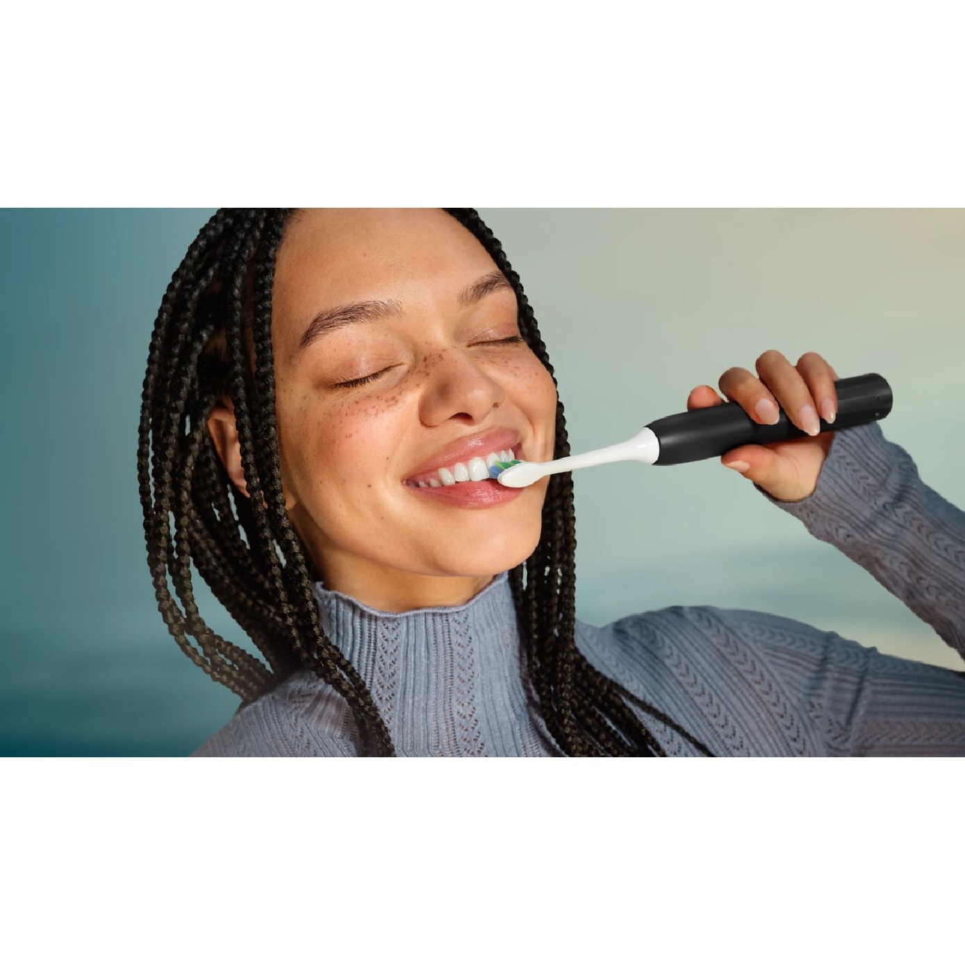 Sonicare Series 2000 Electric Toothbrush Black #HX4021/02 1s image