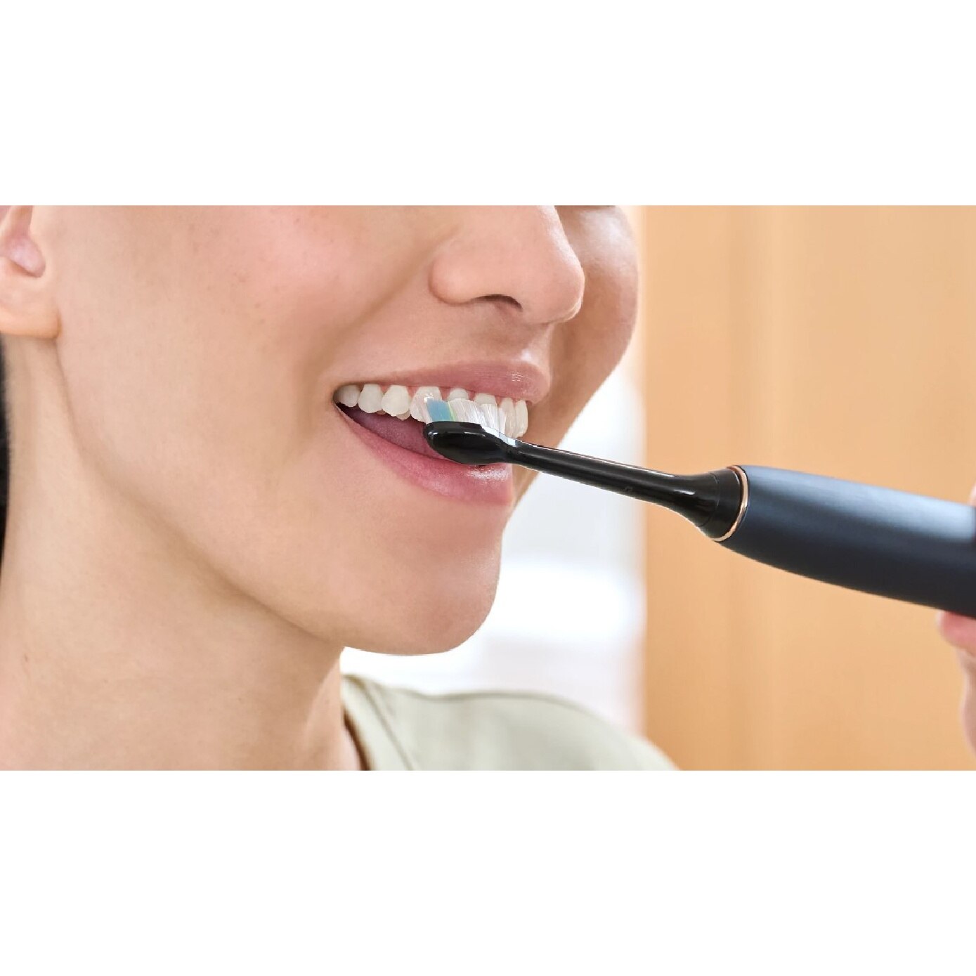 Sonicare W2 Optimal White Brush Head Black #HX6062/91 2s image