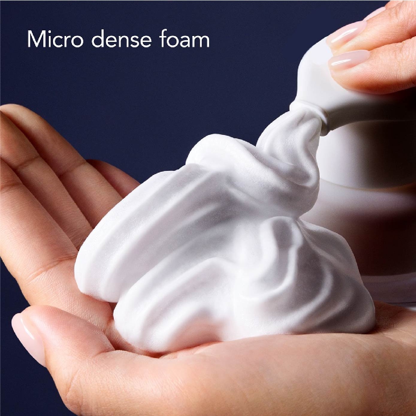 The Face Instant Foaming Facial Wash Deep Moist 200ml