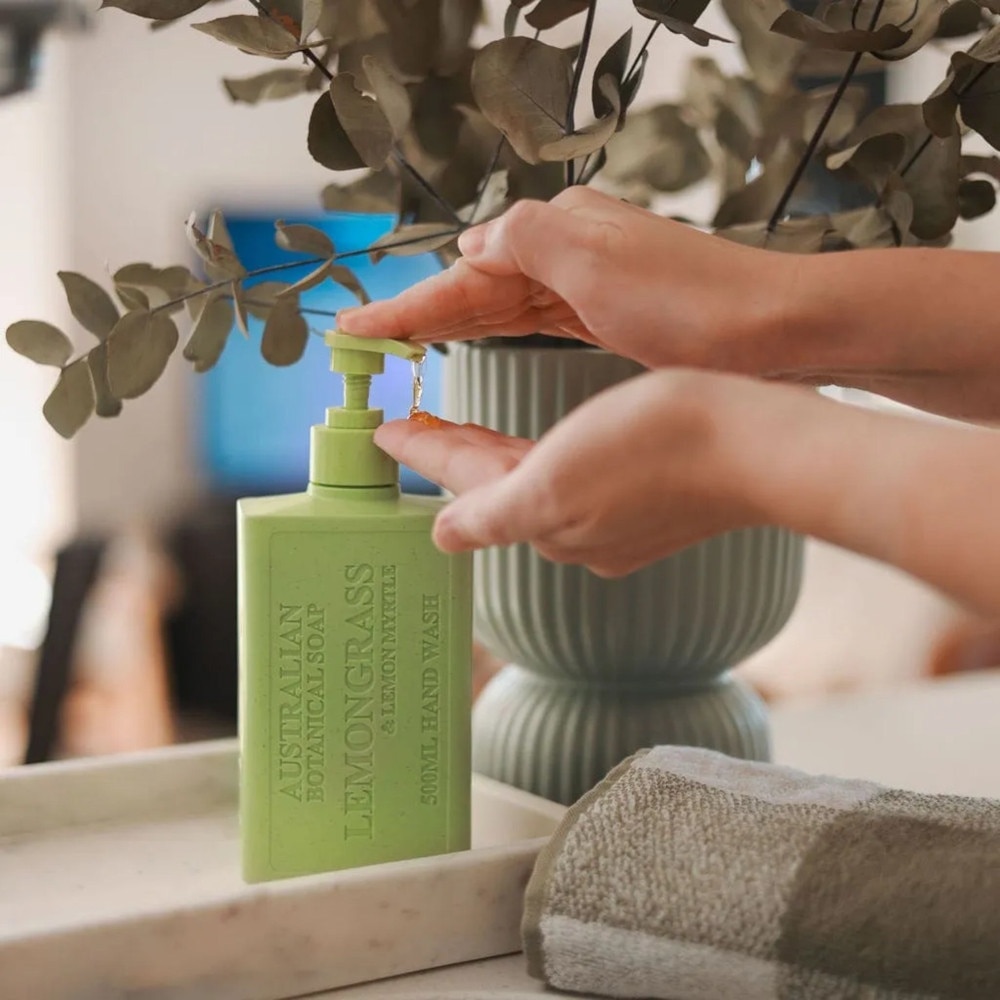 Australian Botanical Soap Lemongrass & Lemon Myrtle (Kakadu Plum Coconut Oil Organic Aloe Vera Lemongrass And Myrtle Oil) Hand Wash 500ml