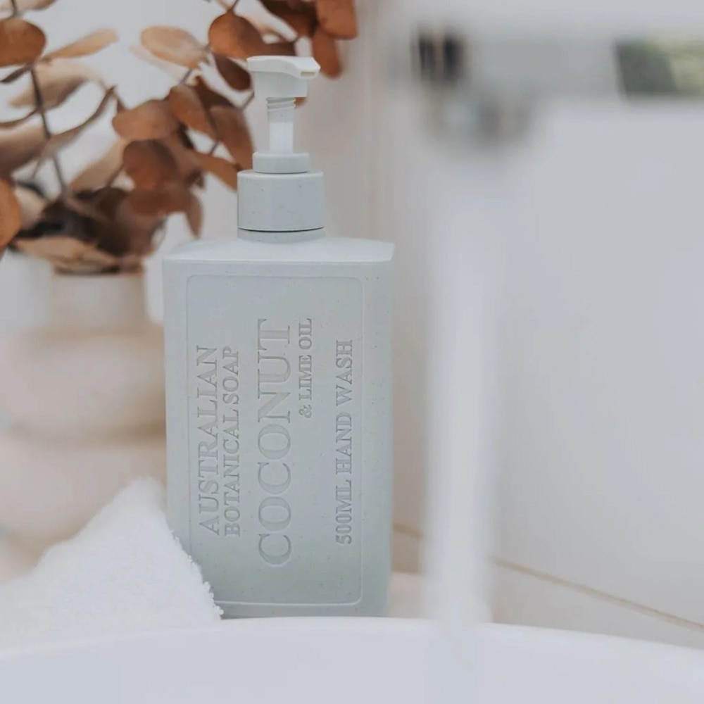 Australian Botanical Soap Coconut & Lime Oil (Chamomile Organic Aloe Vera Coconut And Lime) Body Wash 750ml