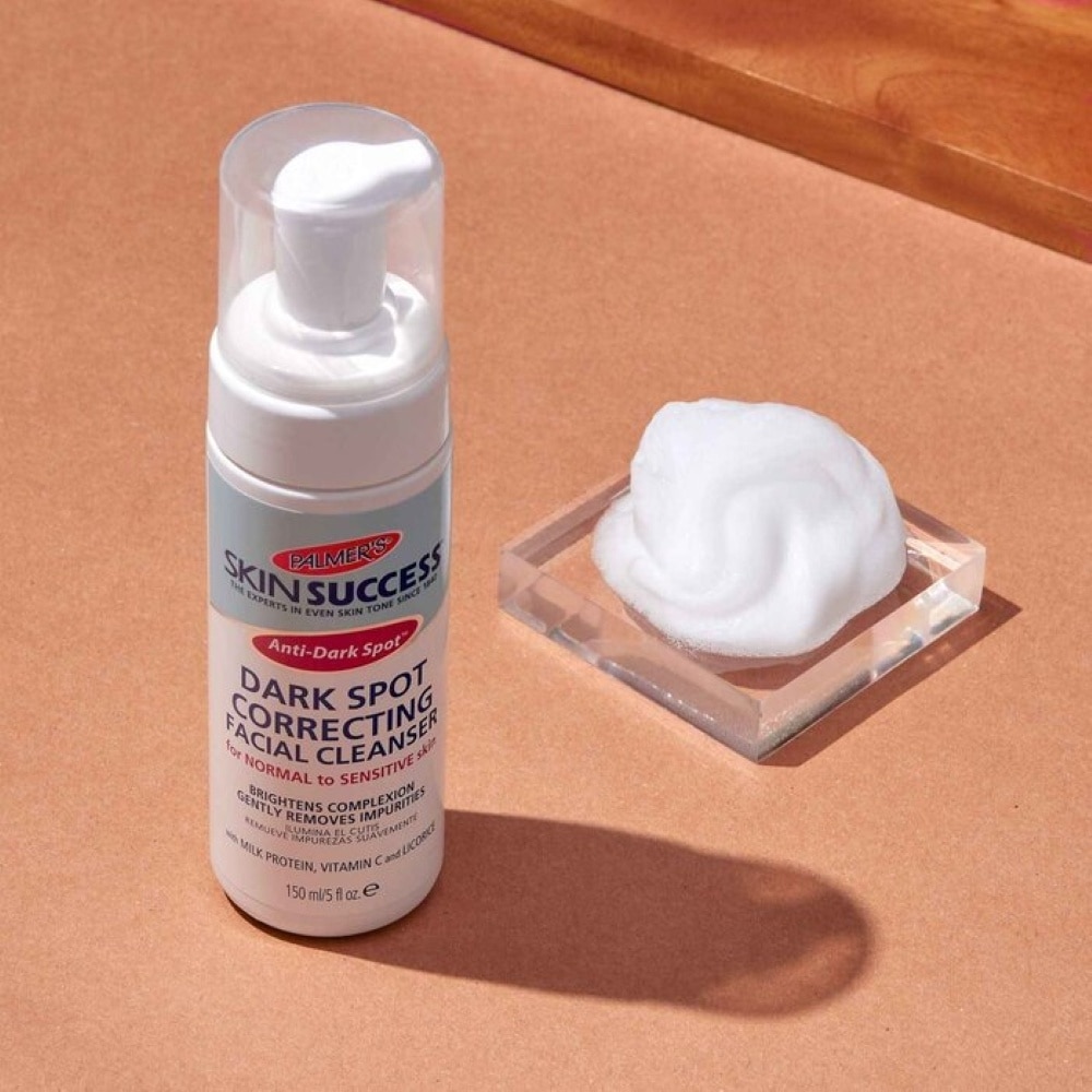 Skin Success Formula® with Vitamin E Anti-Dark Spot ™ Dark Spot Correcting Facial Cleanser 150ml