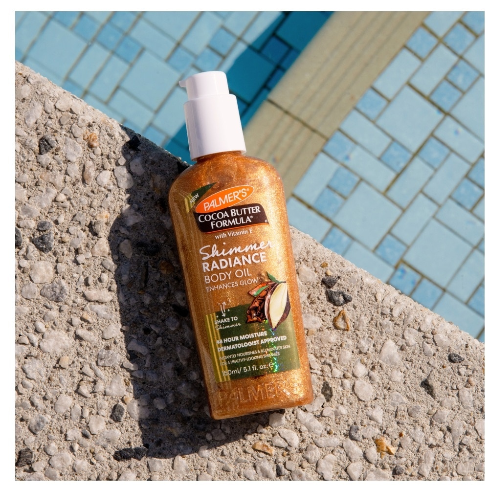 Cocoa Butter Formula ® with Vitamin E Shimmer Radiance Body Oil 150ml