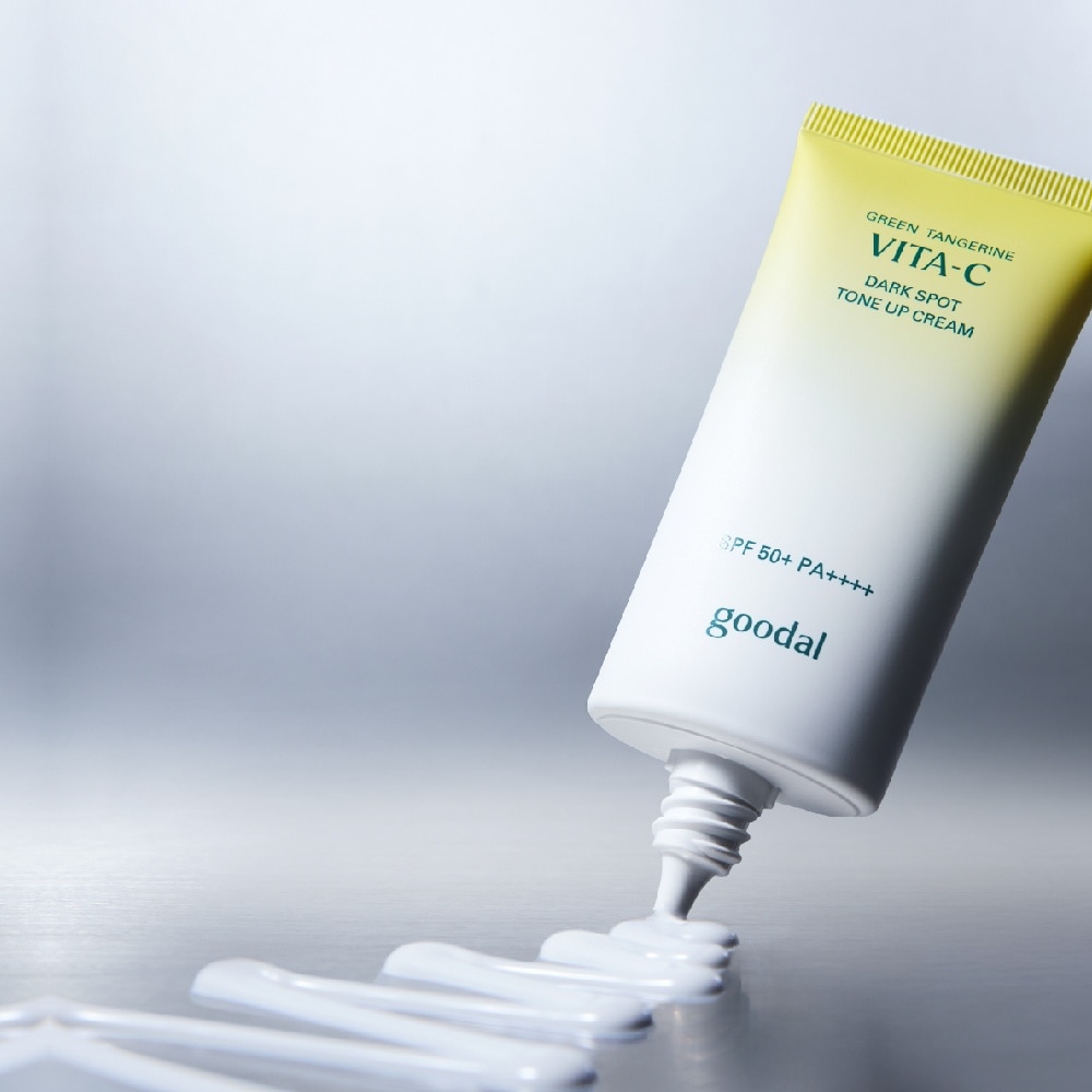 Green Tangerine Vita-C Dark Spot Care Tone Up Cream 50ml